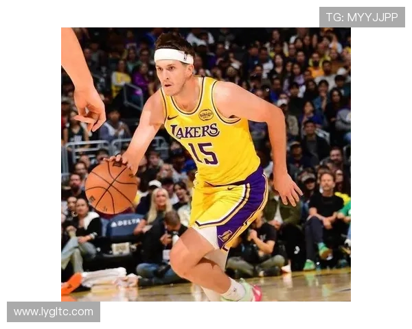 NBA最新动态:詹姆斯伤愈复出湖人迎战勇士篮网豪取七连胜 NBA最新动态:詹姆斯伤愈复出湖人迎战勇士篮网豪取七连胜