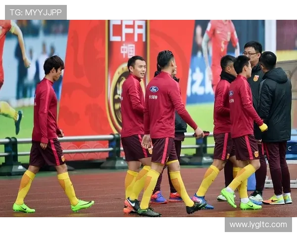 新赛季焦点战引爆球迷热情豪门对决展现竞技体育魅力拼搏精神赛场荣耀冲击纪录