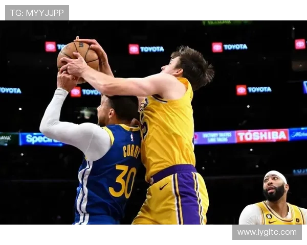 湖人逆转勇士关键战再掀季后赛格局震动全联盟竞争版图重塑新气象